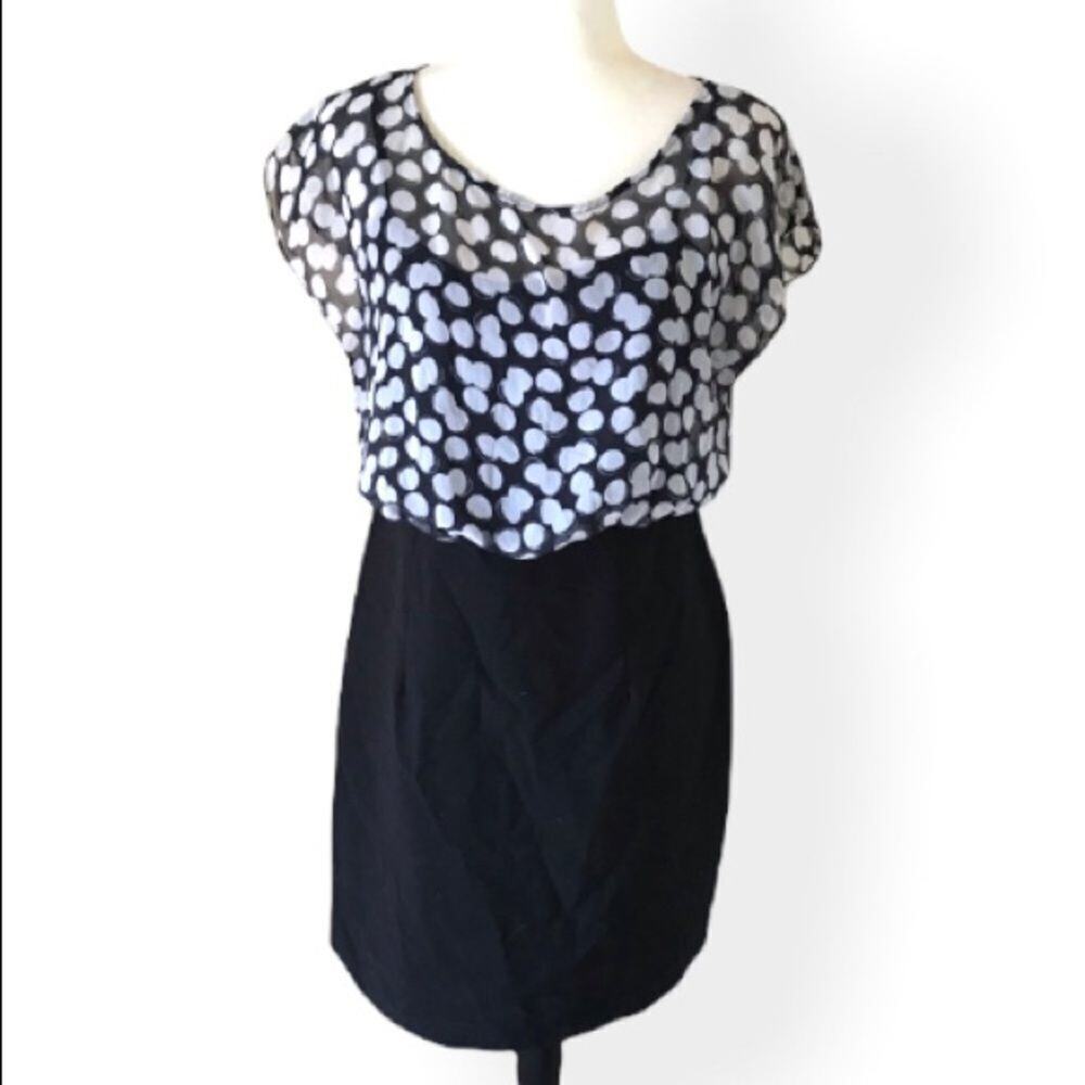 Size 10 dot dress ALYXdress - measurements in pics , zip closure
